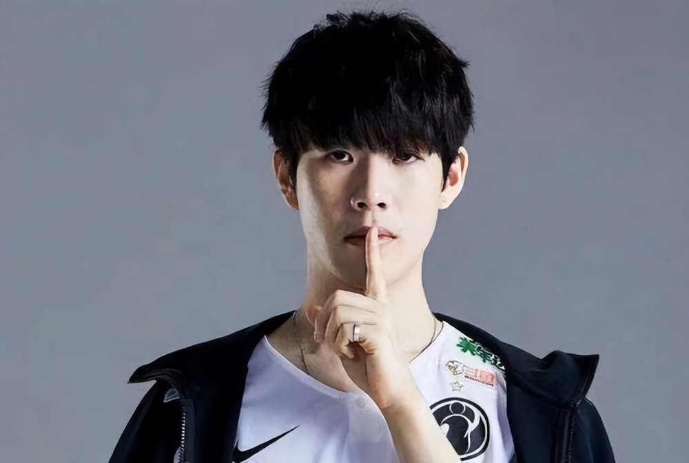 LPL今日首发：Puff回归首发，Ale仍旧替补