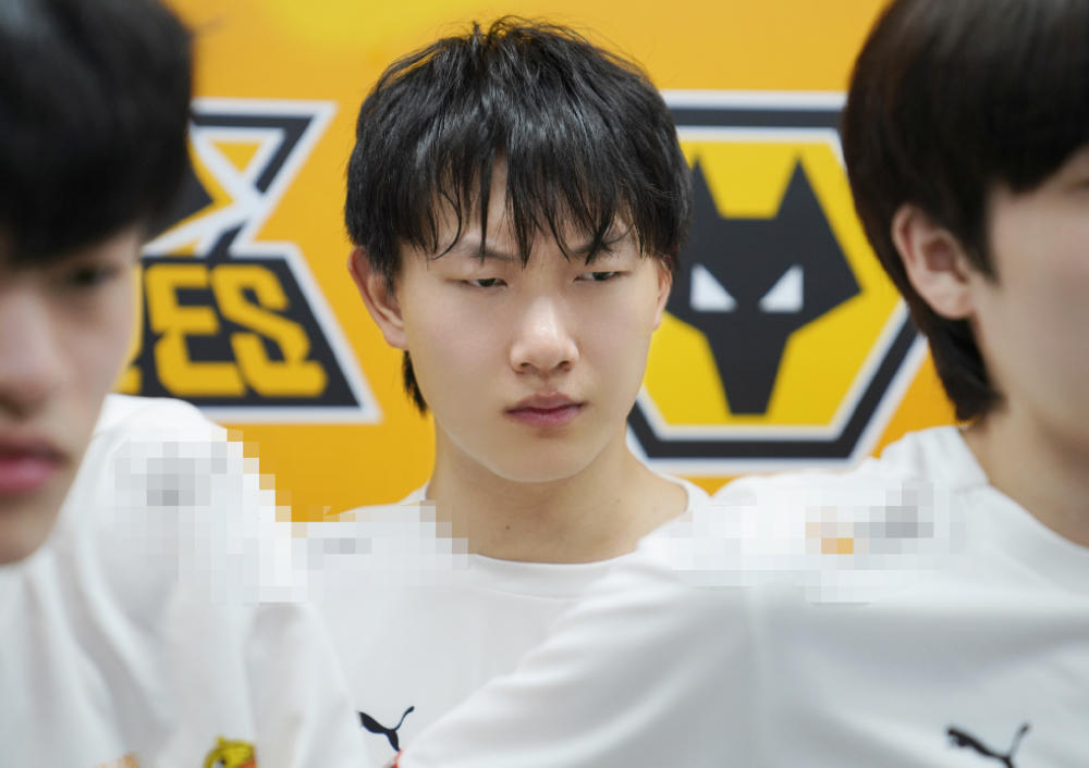 TheShy ：LOL不在乎年纪，所以说虽然我上了年纪，也一直有好的发挥